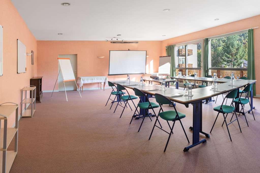 Brit Hotel Florimont Saint-Ferreol Удобства фото